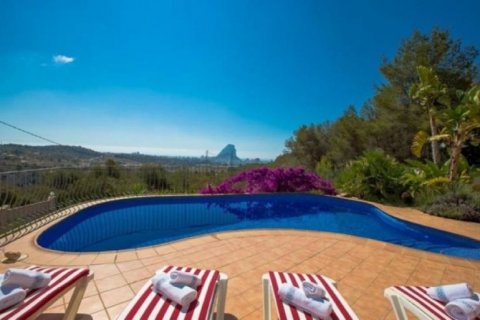 Villa till salu i Calpe, Alicante, Spanien 3 sovrum, 144 kvm. Nr. 45517 - foto 2