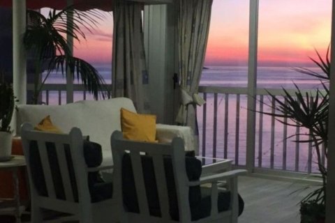 Lägenhet till salu Benidorm, Alicante, Spanien 3 sovrum, 130 kvm. Nr. 44307 - foto 8