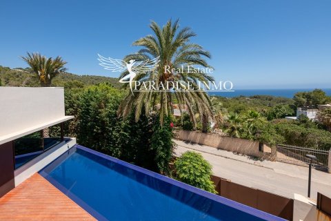 Villa till salu i Santa Eulalia Del Rio, Ibiza, Spanien 6 sovrum, 572 kvm. Nr. 47623 - foto 22