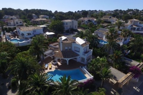 Villa till salu i Javea, Alicante, Spanien 3 sovrum, 234 kvm. Nr. 45684 - foto 5