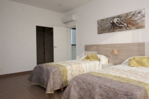 Villa till salu i Alfaz del Pi, Alicante, Spanien 4 sovrum, 300 kvm. Nr. 46386 - foto 4