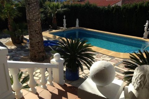 Villa till salu i La Nucia, Alicante, Spanien 2 sovrum, 150 kvm. Nr. 44515 - foto 10