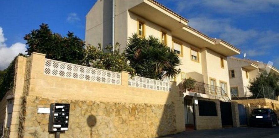 Radhus La Nucia, Alicante, Spanien 5 sovrum, 193 kvm. Nr. 45231