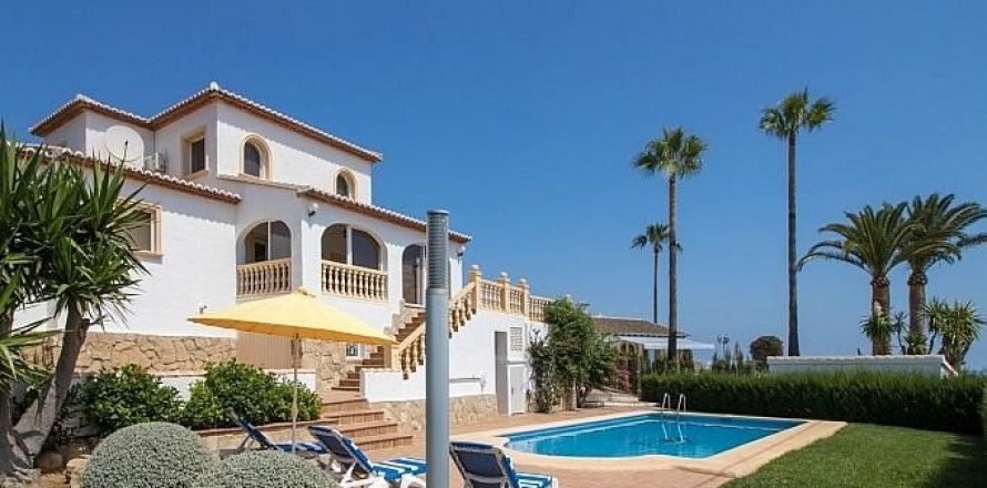 Villa i Javea, Alicante, Spanien 5 sovrum, 270 kvm. Nr. 45062