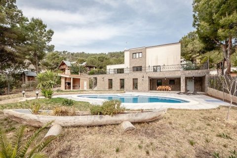 Villa till salu i Alicante, Spanien 4 sovrum, 800 kvm. Nr. 44604 - foto 3