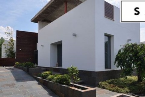 Villa till salu Valencia, Spanien 3 sovrum, 252 kvm. Nr. 45256 - foto 3