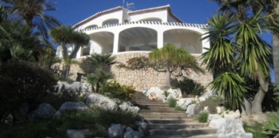 Villa i Benissa, Alicante, Spanien 4 sovrum, 356 kvm. Nr. 43806