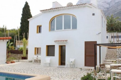 Villa till salu i Denia, Alicante, Spanien 4 sovrum, 120 kvm. Nr. 45265 - foto 2