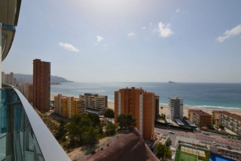 Lägenhet till salu i Benidorm, Alicante, Spanien 2 sovrum, 76 kvm. Nr. 45391 - foto 2