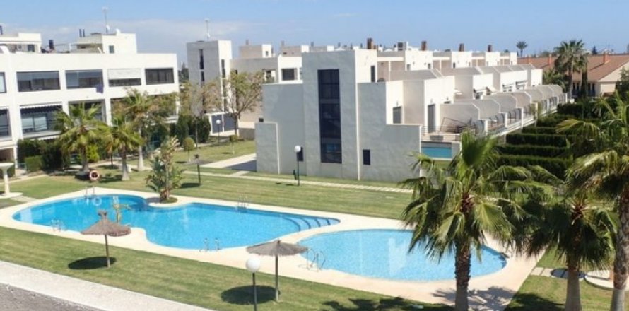 Villa i Alicante, Spanien 4 sovrum, 310 kvm. Nr. 45694