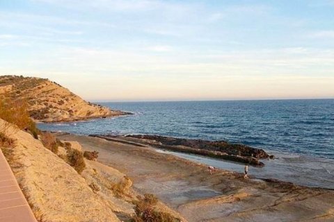 Villa till salu Alicante, Spanien 8 sovrum, 550 kvm. Nr. 45029 - foto 4