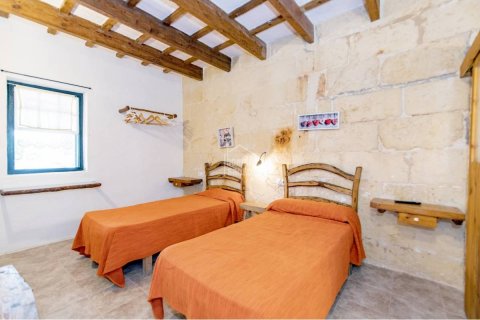 Hus till salu i Alaior, Menorca, Spanien 6 sovrum, 470 kvm. Nr. 47708 - foto 10