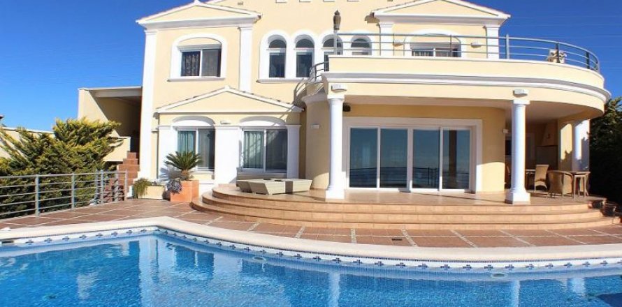 Villa i Altea, Alicante, Spanien 4 sovrum, 450 kvm. Nr. 43590