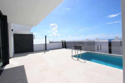 Villa till salu i Calpe, Alicante, Spanien 4 sovrum, 470 kvm. Nr. 42359 - foto 2