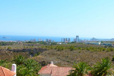 Villa till salu i La Nucia, Alicante, Spanien 4 sovrum, 420 kvm. Nr. 42748 - foto 4