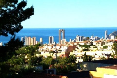 Villa till salu i La Nucia, Alicante, Spanien 3 sovrum, 320 kvm. Nr. 45359 - foto 3