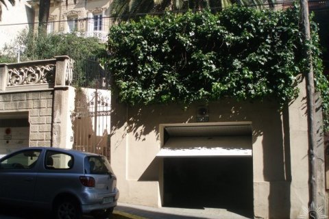 Villa till salu Barcelona, Spanien 5 sovrum, 220 kvm. Nr. 41461 - foto 4