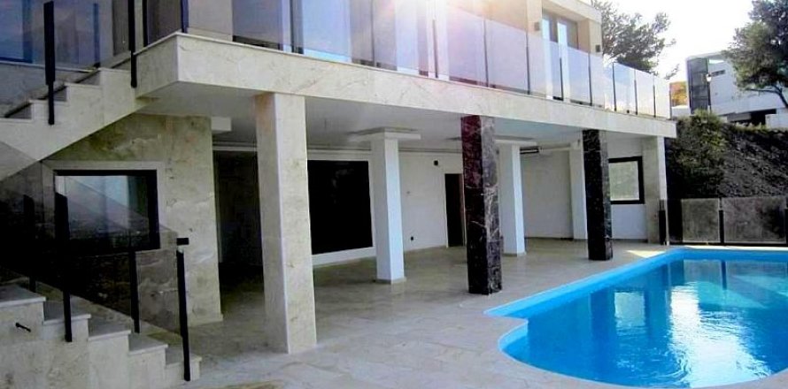 Villa i Altea, Alicante, Spanien 6 sovrum, 430 kvm. Nr. 43857