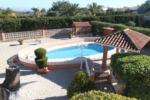 Villa till salu i La Nucia, Alicante, Spanien 2 sovrum, 253 kvm. Nr. 43684 - foto 7