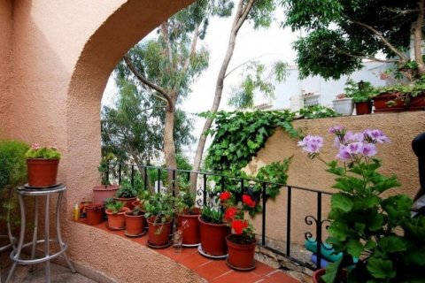 Villa till salu Calpe, Alicante, Spanien 4 sovrum, 218 kvm. Nr. 45611 - foto 4