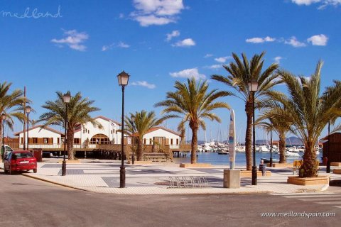 Villa till salu i Los Alcazares, Murcia, Spanien 3 sovrum, 135 kvm. Nr. 49087 - foto 10