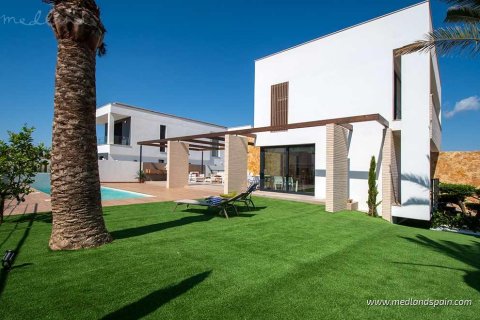 Villa till salu i Campoamor, Alicante, Spanien 4 sovrum, 196 kvm. Nr. 9384 - foto 7
