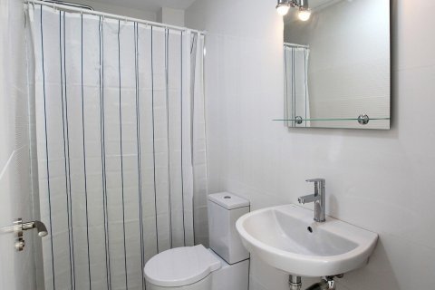 Villa till salu El Campello, Alicante, Spanien 4 sovrum, 390 kvm. Nr. 50725 - foto 15