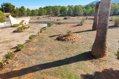 Hus till salu La Nucia, Alicante, Spanien 5 sovrum, 400 kvm. Nr. 50156 - foto 5