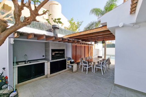 Villa till salu Rincon De Loix, Alicante, Spanien 6 sovrum, 500 kvm. Nr. 50713 - foto 14