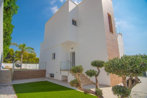 Villa till salu i La Nucia, Alicante, Spanien 4 sovrum, 167 kvm. Nr. 50080 - foto 3