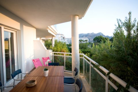 Lägenhet till salu Denia, Alicante, Spanien 2 sovrum, 78 kvm. Nr. 49956 - foto 2