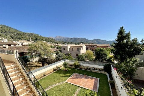 Villa till salu i Mancor De La Vall, Mallorca, Spanien 4 sovrum, 309 kvm. Nr. 51115 - foto 1