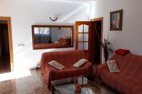 Villa till salu i Alfaix, Almeria, Spanien 4 sovrum, 497 kvm. Nr. 50166 - foto 8