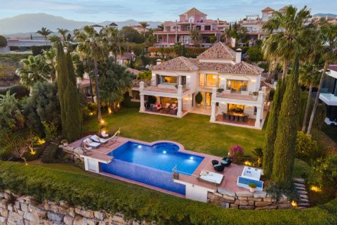 Villa till salu i Benahavis, Malaga, Spanien 5 sovrum, 530 kvm. Nr. 53497 - foto 9