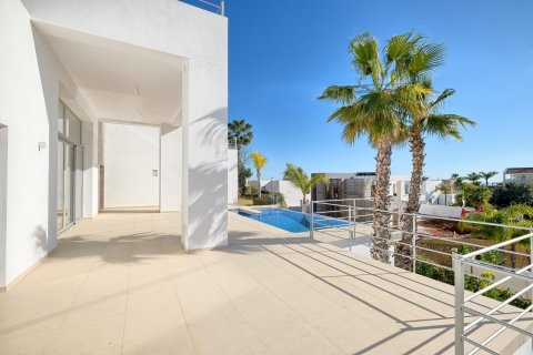 Villa till salu i Benahavis, Malaga, Spanien 4 sovrum, 288 kvm. Nr. 53531 - foto 5