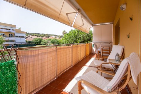 Tvåvåningslägenhet till salu Cap Salou, Tarragona, Spanien 2 sovrum, 90 kvm. Nr. 53649 - foto 17