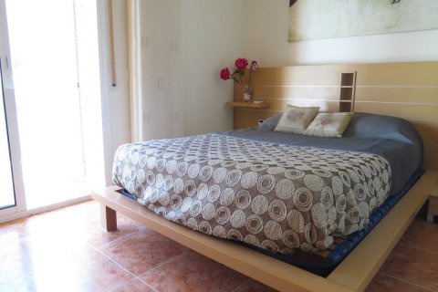 Lägenhet till salu Salou, Tarragona, Spanien 2 sovrum, 100 kvm. Nr. 53616 - foto 9
