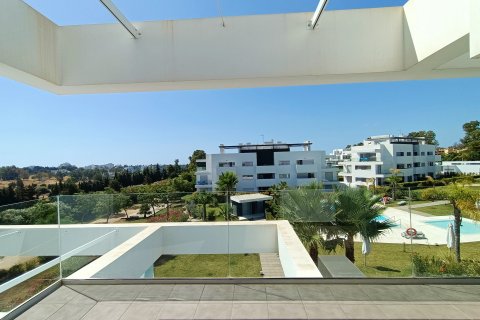 Takvåning till salu i Estepona, Malaga, Spanien 2 sovrum, 120 kvm. Nr. 53573 - foto 18