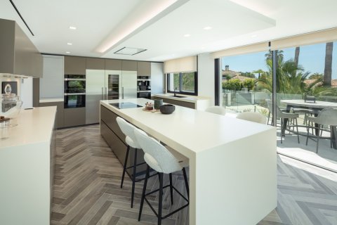 Villa till salu Marbella Golden Mile, Malaga, Spanien 5 sovrum, 510 kvm. Nr. 53503 - foto 17