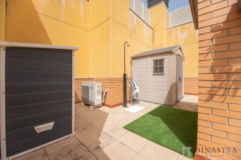 Tvåvåningslägenhet till salu Cap Salou, Tarragona, Spanien 2 sovrum, 90 kvm. Nr. 53649 - foto 16