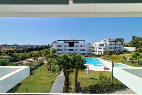 Takvåning till salu i Estepona, Malaga, Spanien 2 sovrum, 120 kvm. Nr. 53573 - foto 12