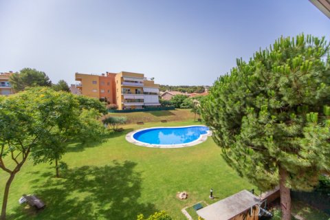 Tvåvåningslägenhet till salu Cap Salou, Tarragona, Spanien 2 sovrum, 90 kvm. Nr. 53649 - foto 6