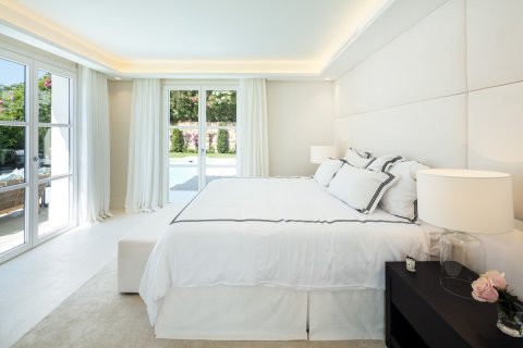 Villa till salu Nueva Andalucia, Malaga, Spanien 5 sovrum, 373 kvm. Nr. 53554 - foto 12