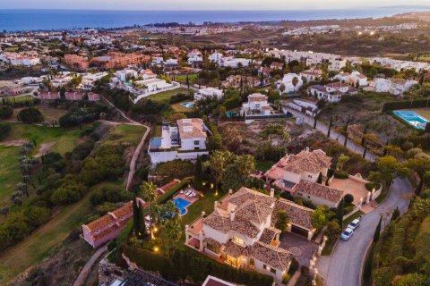 Villa till salu i Benahavis, Malaga, Spanien 5 sovrum, 530 kvm. Nr. 53497 - foto 11