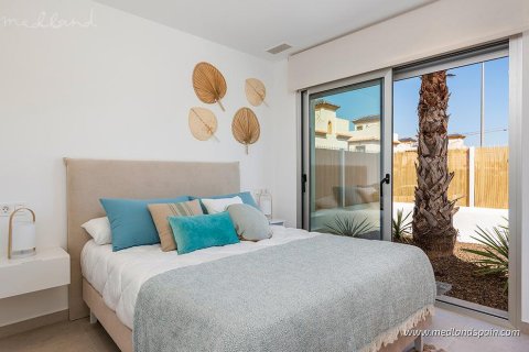 Villa till salu i San Fulgencio, Alicante, Spanien 3 sovrum, 115 kvm. Nr. 55281 - foto 11