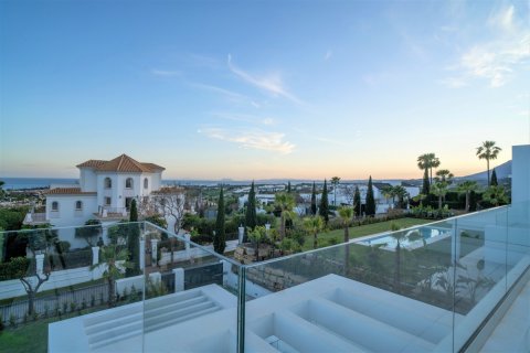 Villa till salu i Marbella, Malaga, Spanien 5 sovrum, 557 kvm. Nr. 55421 - foto 2