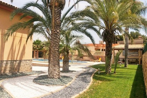 Villa till salu i Benaguasil, Valencia, Spanien 6 sovrum, 806 kvm. Nr. 53876 - foto 20
