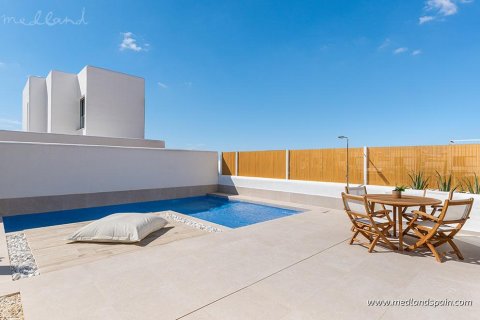 Villa till salu i San Fulgencio, Alicante, Spanien 3 sovrum, 115 kvm. Nr. 55281 - foto 3