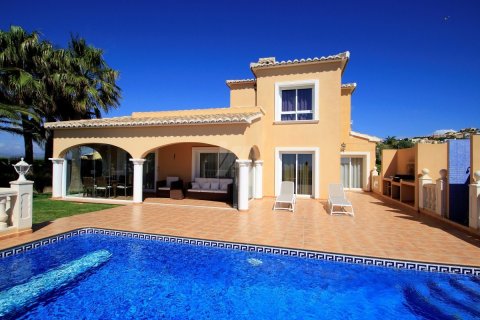 Villa till salu i Benitachell, Alicante, Spanien 3 sovrum, 138 kvm. Nr. 54451 - foto 1