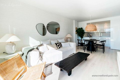 Lägenhet till salu i Fuengirola, Malaga, Spanien 3 sovrum, 123 kvm. Nr. 55889 - foto 4